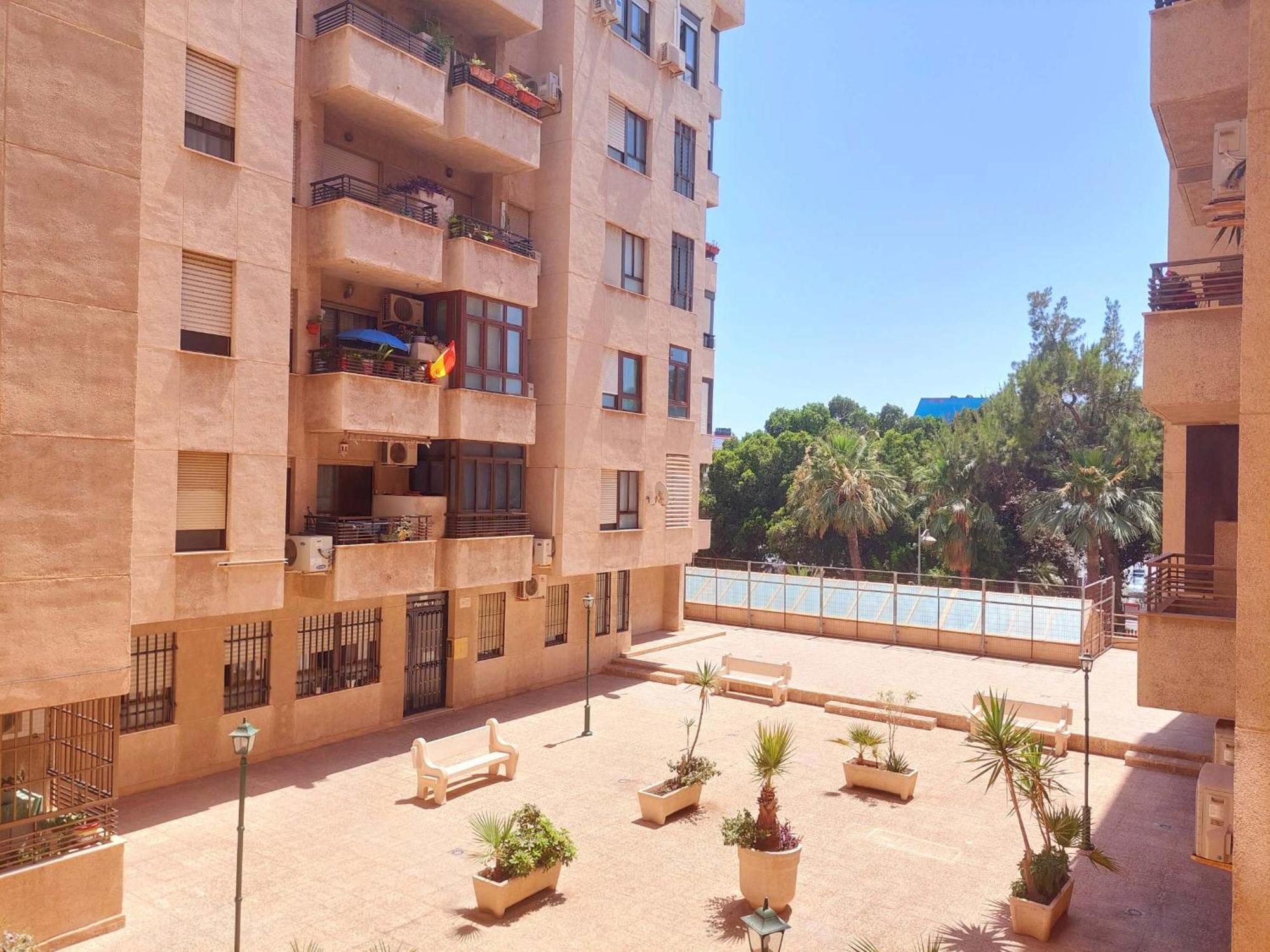 Ferienwohnung Piso Museo Del Realismo - Catedral - Alcazaba Con Parking Gratis - Super Wifi Almería Exterior foto