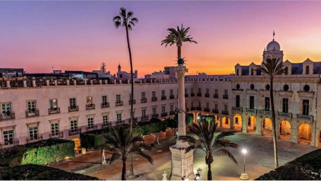Ferienwohnung Piso Museo Del Realismo - Catedral - Alcazaba Con Parking Gratis - Super Wifi Almería Exterior foto